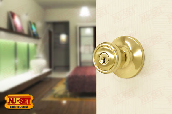 NuSet Builder Special: Kwikset Master Keyed Entry Door Knob (Brass)